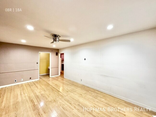 Primary Photo - 125 N Hamilton Dr