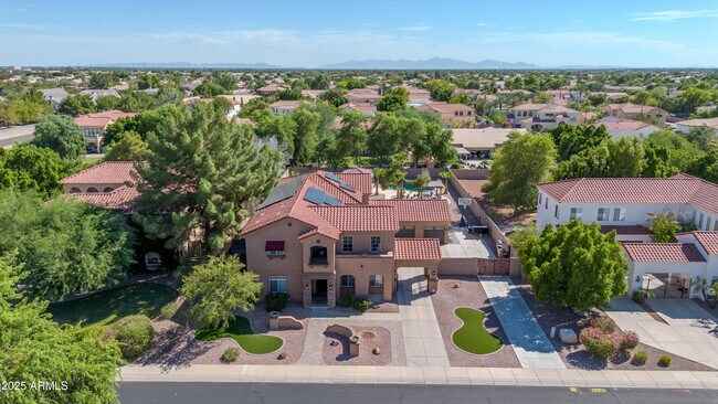 Building Photo - 7149 W Avenida Del Sol