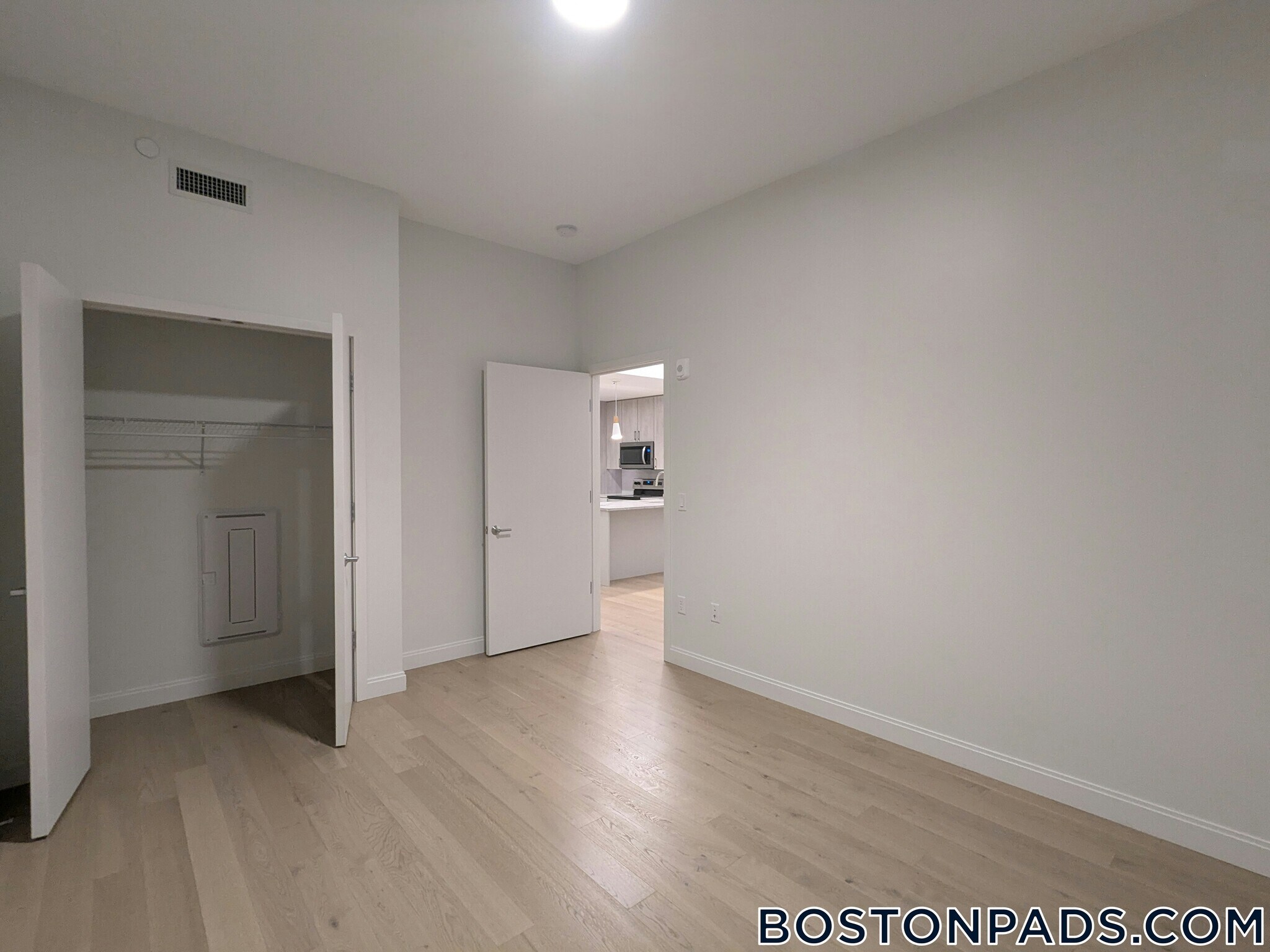 Building Photo - 55 Brighton Ave