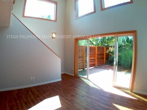 Building Photo - Modern 1BR+ Loft ADU with Private Fenced Yard & Gas Range