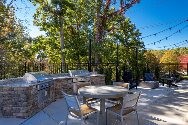 Fire Pit/Grill Area - Conclave Glenwood
