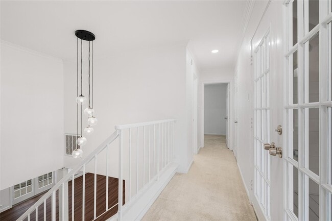 Building Photo - 8000 Manassas Dr