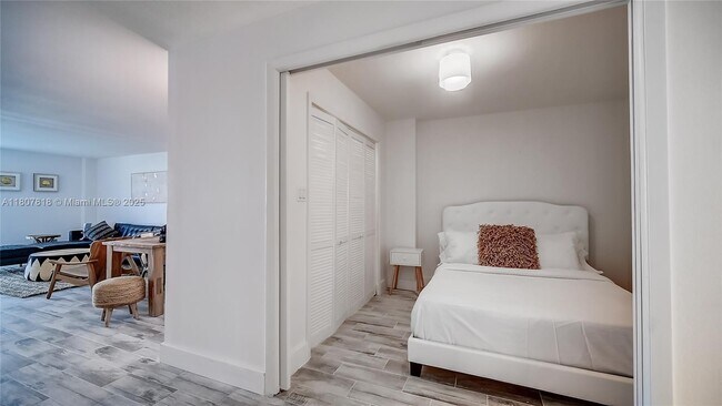 Building Photo - 2401 Collins Ave