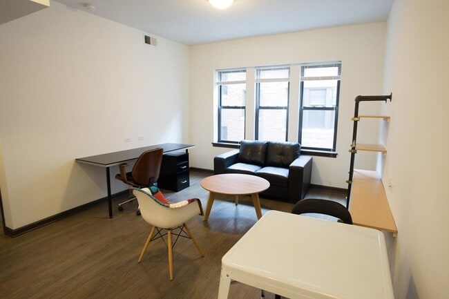 Floorplan - 5300 S. Drexel Avenue