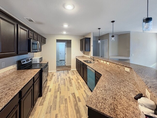 Building Photo - 1805 W Ave S | Eunice NM