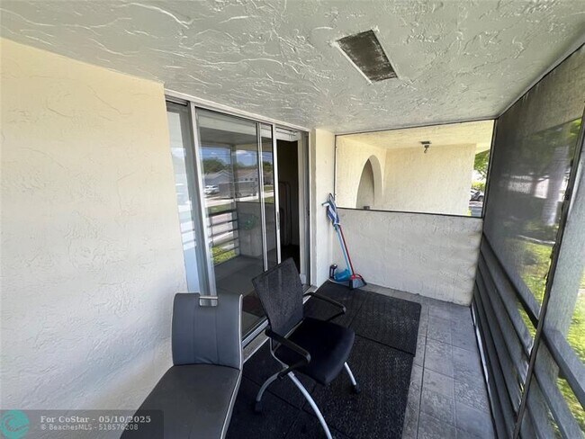 Building Photo - 22775-22766 SW 66th Ave