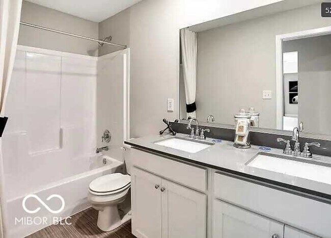 Building Photo - 11387 Plough St