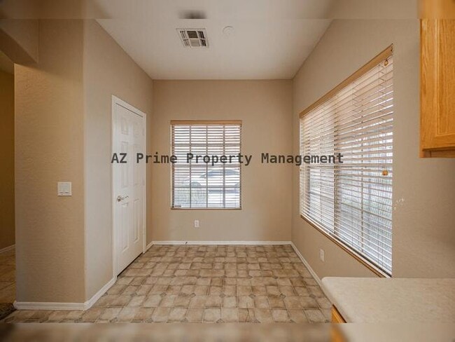 Building Photo - 6426 S Nash Way