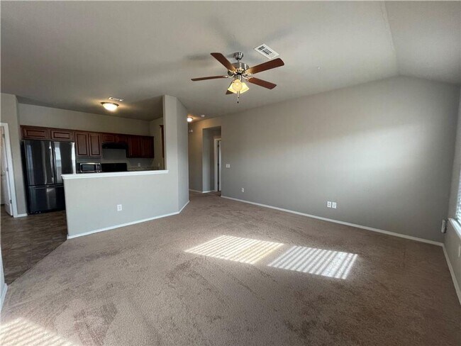 Building Photo - Spacious 3-Bedroom Springdale Home with Fenced Yard