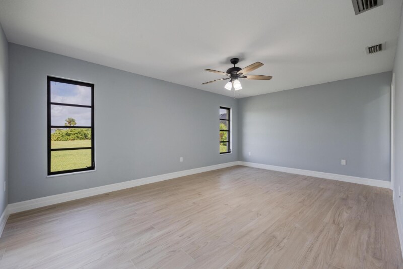Building Photo - 27050 Pelotas Dr
