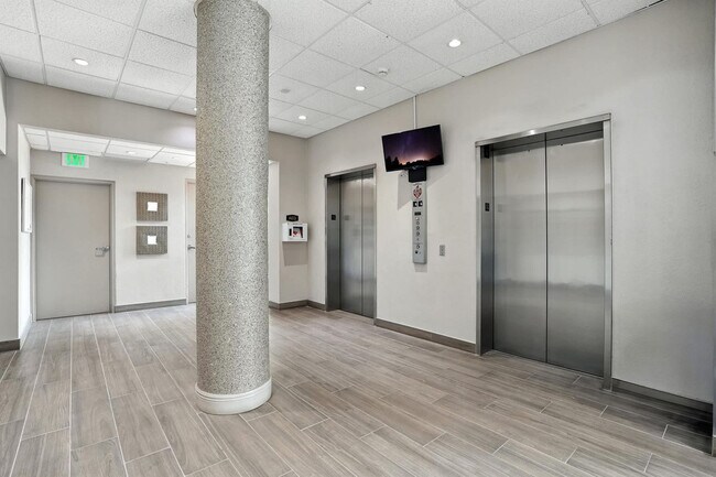 Building Photo - 25 Bluebill Ave