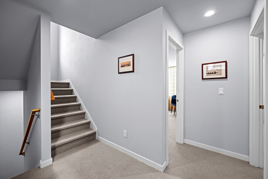 Building Photo - 4036 Linden Ave N