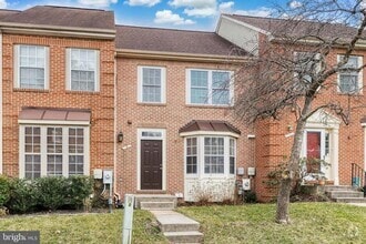 Building Photo - 3 Greenshire Ln