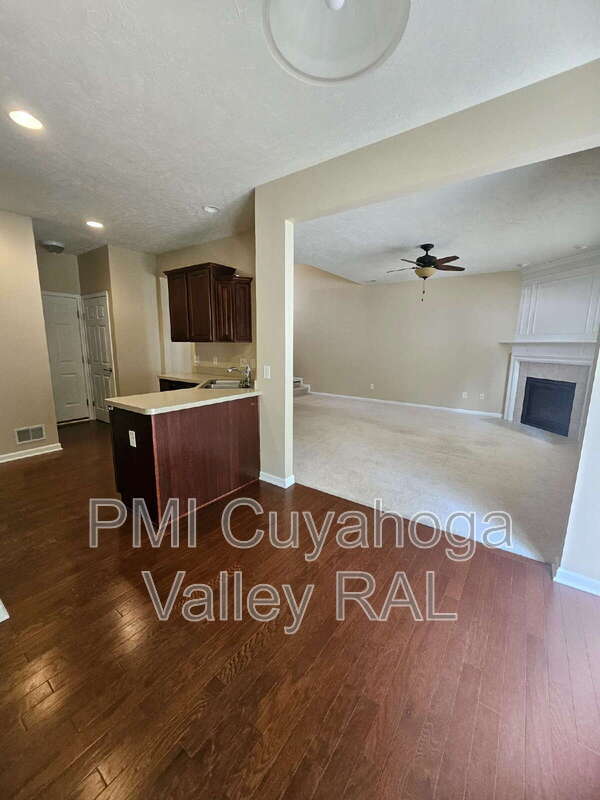 Building Photo - 4046 Gardiner Run