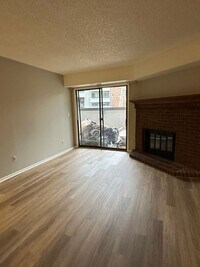 Building Photo - Spacious 1 bed/one bath in Aurora