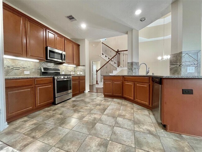 Building Photo - 107 Long Meadow Ct