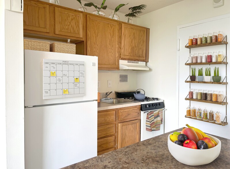 Building Photo - Bethany House