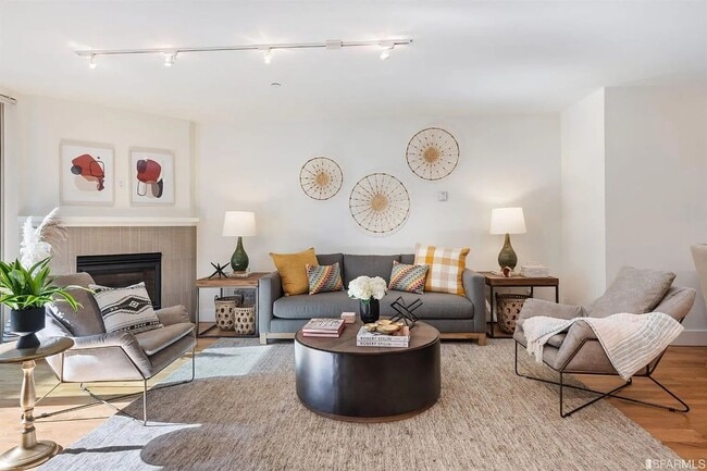 Building Photo - 1277 Howard St