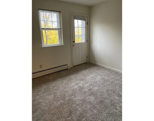 Building Photo - 617 Broad St