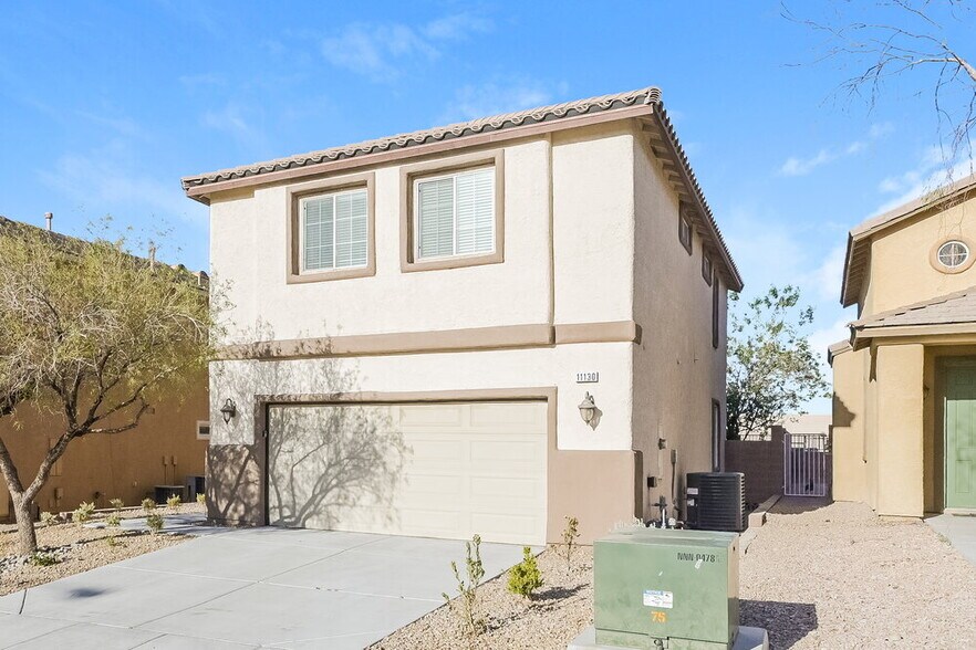 Building Photo - 11130 Star Lily St