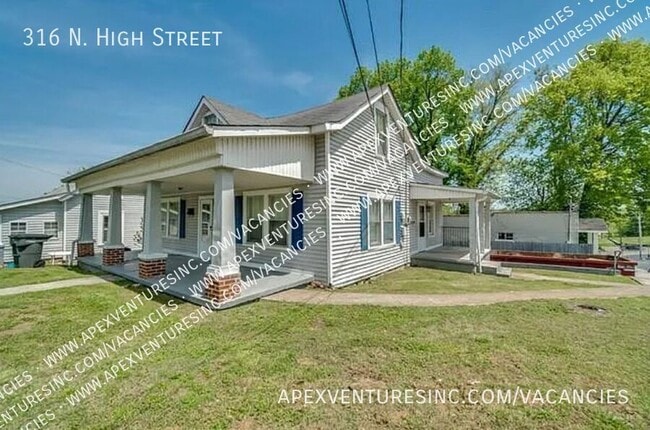 Building Photo - 316 N High St