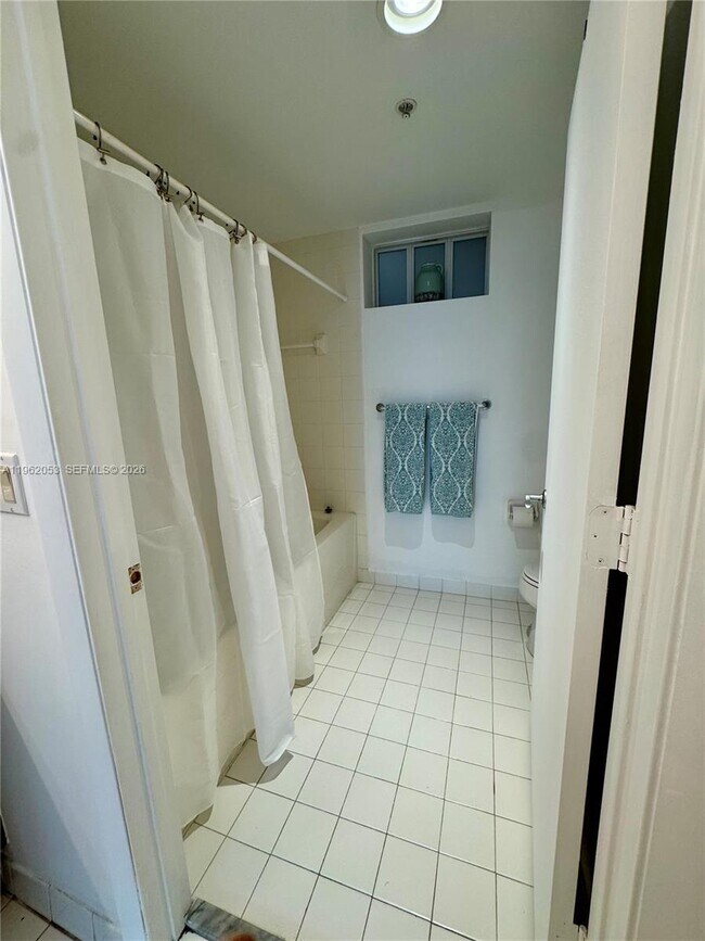 Building Photo - 7275 SW 90th Way