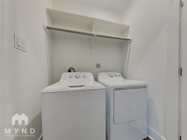 Building Photo - 7922 Jester St