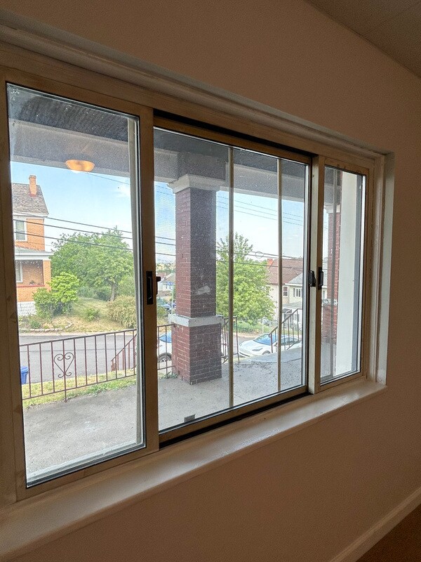 Building Photo - 1404 Wareman Ave