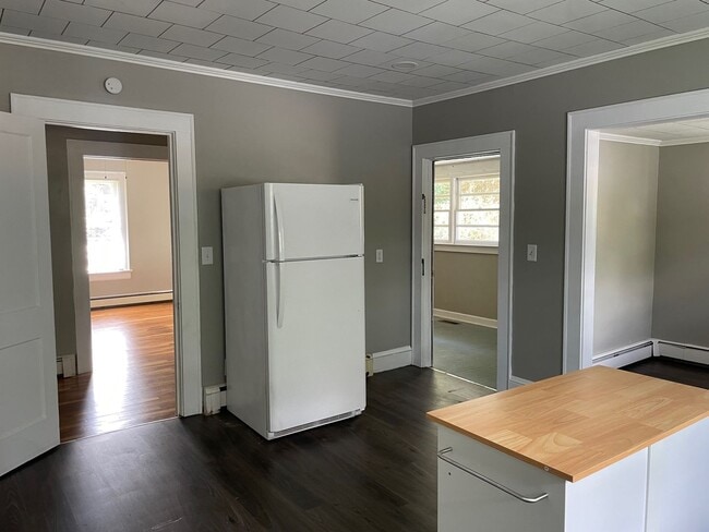 Building Photo - Beautiful 3 bed, 1 bath home located in As...