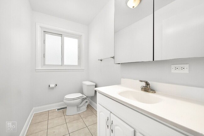 Building Photo - 23670 N Elm Rd