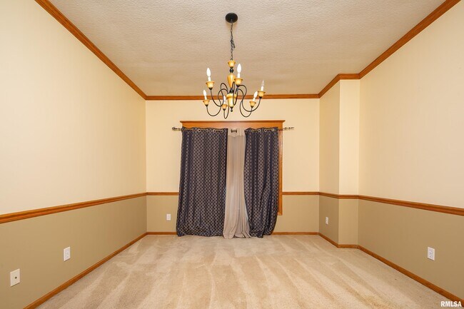 Building Photo - 4005 Raleigh Ave