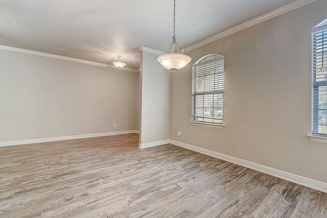 Building Photo - 2518 Adam Ln