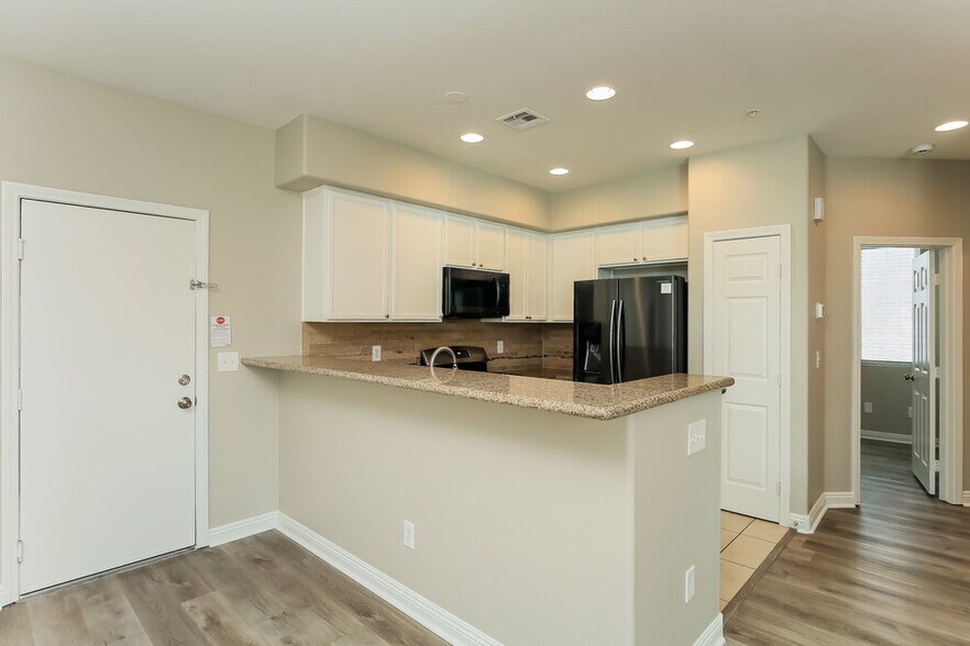 Building Photo - 10617 Bear Lodge Ct
