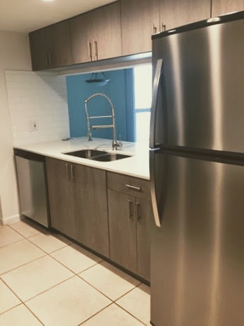 Primary Photo - 820 Lavers Cir