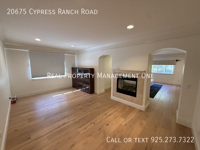 Building Photo - 20675 Cypress Ranch Rd