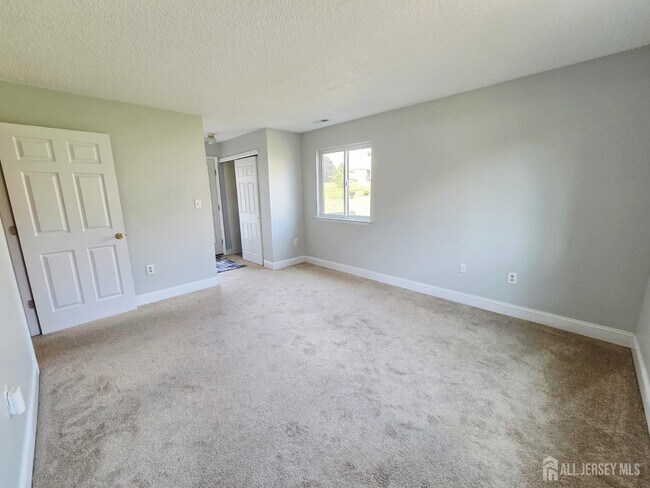 Building Photo - 8113 Tamarron Dr