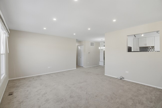 Building Photo - 205 Nantucket Harbor