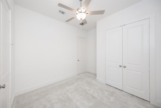 Building Photo - 31815 Pecan Mdw Ln