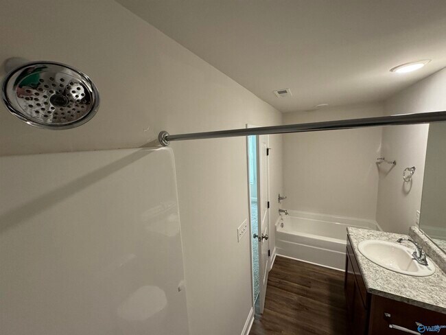 Building Photo - 103 Woodsbrook Pl SW