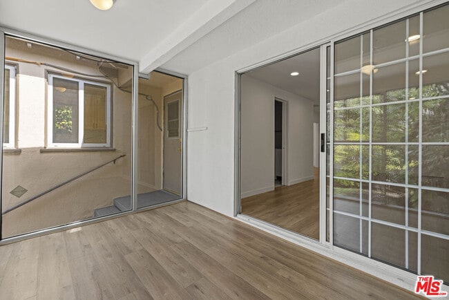 Building Photo - 1511 Edris Dr