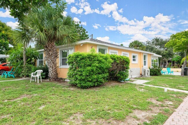 Building Photo - 403 Locklie St