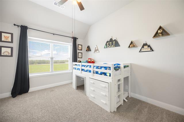 Building Photo - 532 Thompson Dr