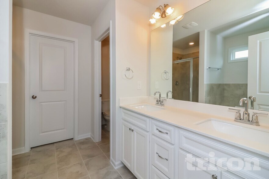 Building Photo - 73 Leyland Ct