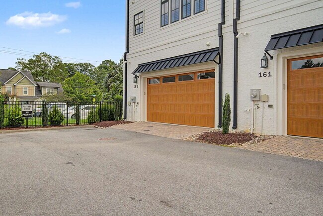 Building Photo - Townhome with Elevator at Park Station in Cary