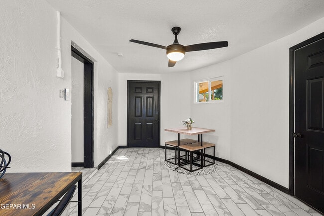 Building Photo - 614 Loretto Rd