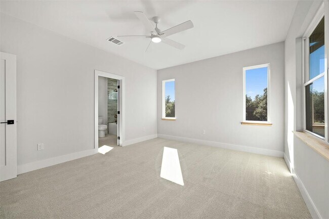 Building Photo - 1339 Allen Rd