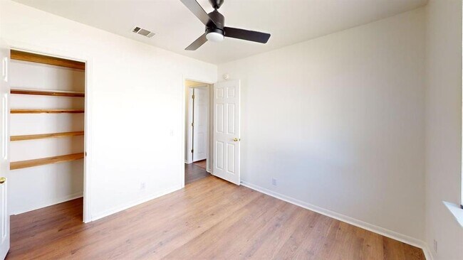 Building Photo - 1820 Mason Creek Blvd