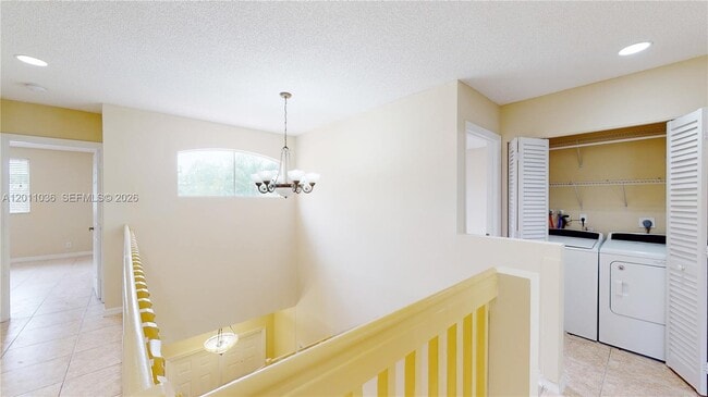 Building Photo - 897 Briar Ridge Rd