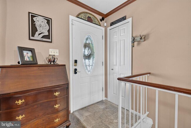 Building Photo - 8805 Rosanne Ct