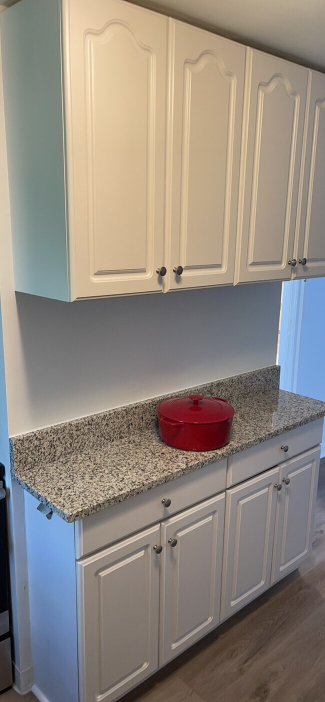 Building Photo - 100 Washington Park Dr